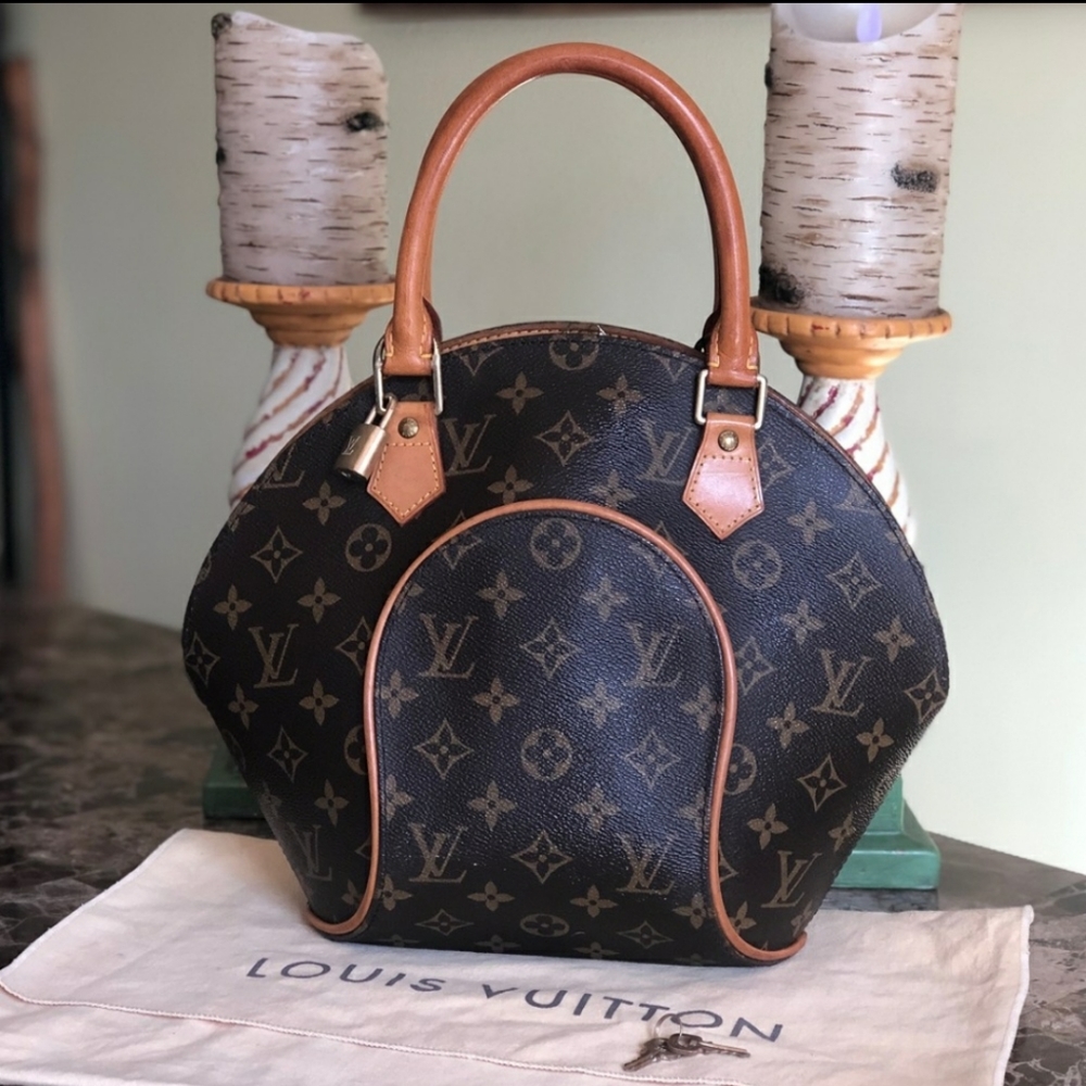 Louis Vuitton Ellipse with Dustbag, Lock & Keys